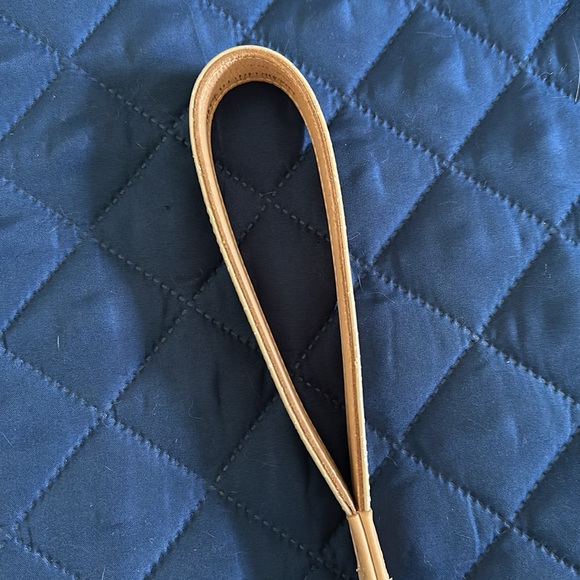 NWOT- Consuela Genuine Leather Wristlet with Tassel Keychain - Picture 4 of 9